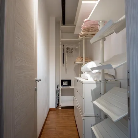 Villa Paradiso Apartment Daire Sirmione