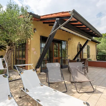 Villa Paradiso Apartment *