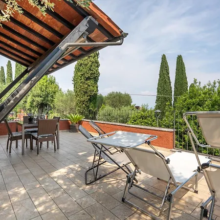 Villa Paradiso Apartment Sirmione